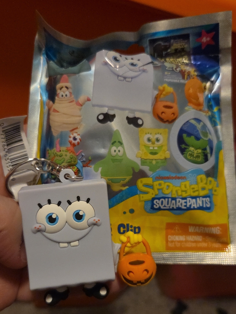 SpongeBob Squarepants Yellow & White Square Sponge Bag Clip